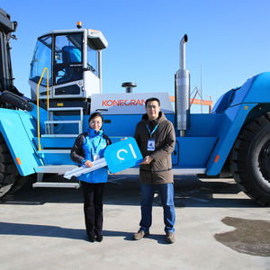 Konecranes supplies the biggest forklift ever in China_image